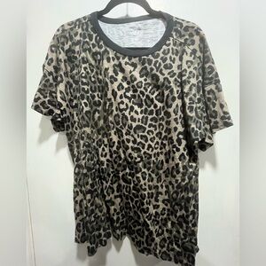 Maurices Leopard Print Short Sleeve Tee